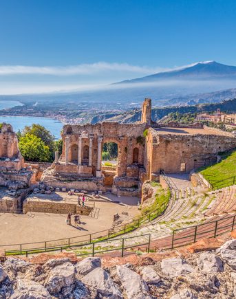 Majestic Sicily: Uncover Italy's true cultural gem on a luxury Yacht 中国幸运体彩飞艇168网手机版直播平台 Charter